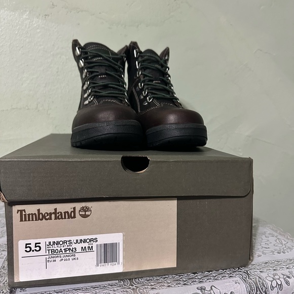 Timberland 6in Kids Field Boot - Picture 2 of 5